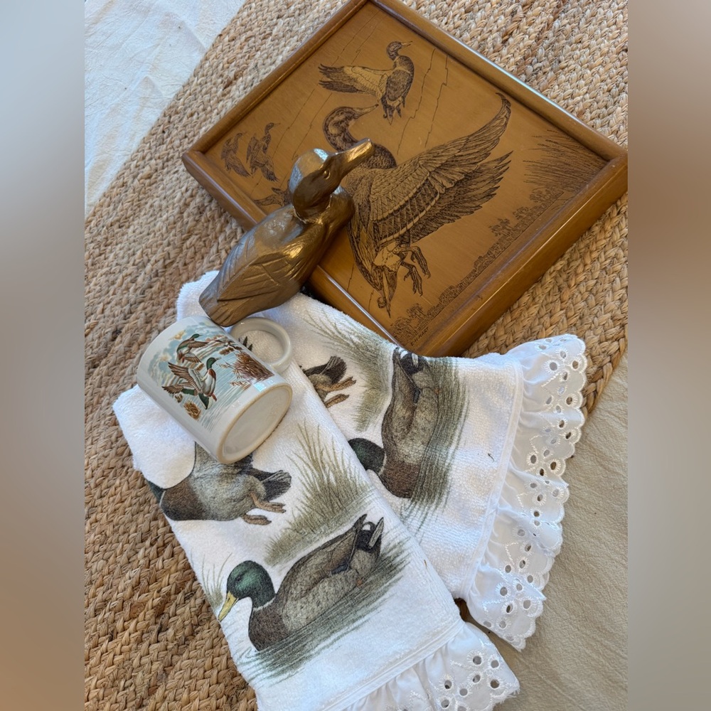 Duck-Themed Home Decor Set
